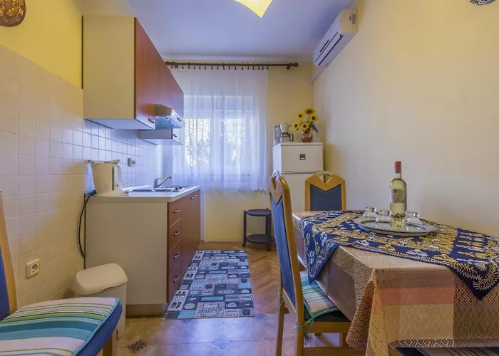 Erna تْسْغيكفانِتْسا